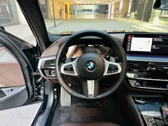 2022 BMW 5 Series 530Li xDrive M Sport Package, чёрный — фото 12