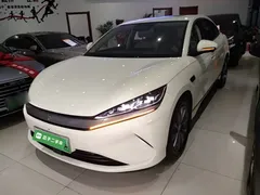 2025 BYD Qin L EV 470km Leading — фото 3