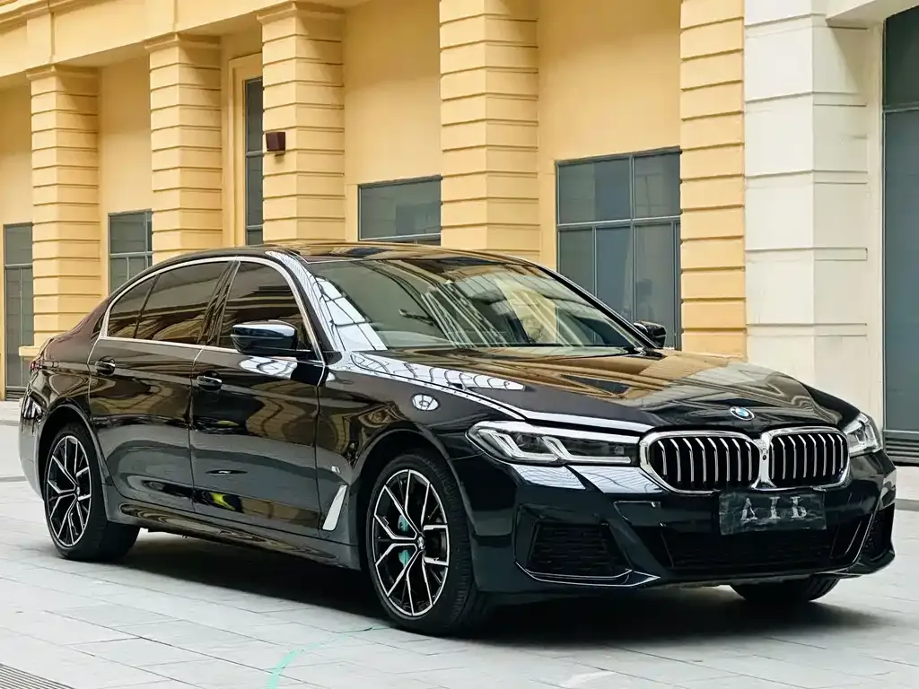 2022 BMW 5 Series 530Li Premium M Sport Package