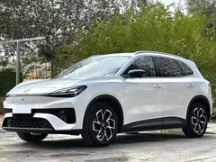2026 MG 4X 610 Smart, белый — фото 3