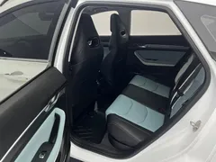2022 Geely Emgrand S 1.4T CVT, белый — фото 15