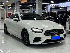 2021 Mercedes-Benz E-Class E 260 4MATIC Coupe, белый — фото 3