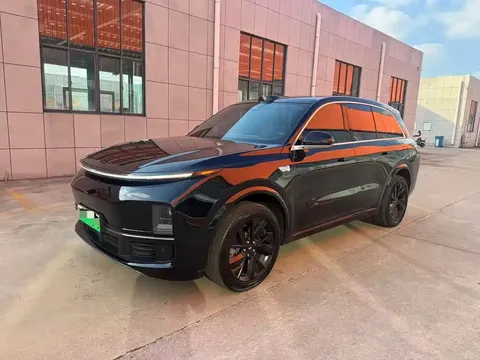 2023 Li Auto L8