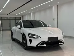 2024 Xiaomi SU7 RWD Long Range Smart Driving, белый — фото 3