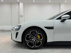 2024 Xiaomi SU7 RWD Long Range Smart Driving, белый — фото 17