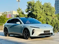 2024 Nio ET5T 75kWh Touring, синий — фото 3