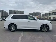 2025 Aito M8 EREV Ultra 53.4kWh 5-Seat 192-line Lidar, белый — фото 2