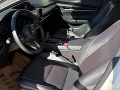 2021 Mazda 3 2.0L AT, белый — фото 4