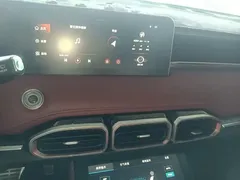 2021 Jetour X70 PLUS 1.6T DCT PRO 5-seat, белый — фото 13