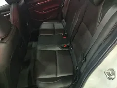 2022 Mazda 3 2.0L AT, белый — фото 17
