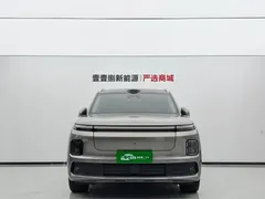 2026 Leapmotor D19 EV 720 Premium 6-Seater — фото 2