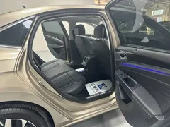 2022 Volkswagen Passat 330TSI Luxury — фото 13