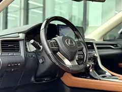 2020 Lexus RX 450h 4WD, белый — фото 14