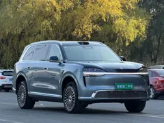 2026 Aito M9 EREV Ultra 6-seat, синий — фото 3