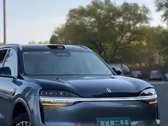 2026 Aito M9 EREV Ultra 6-seat, синий — фото 7