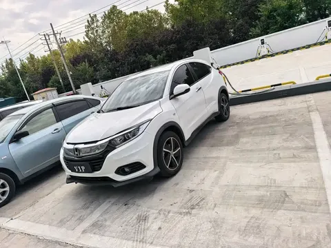 2020 Honda Vezel 1.5L CVT Luxury