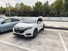 2020 Honda Vezel 1.5L CVT Luxury, белый — фото 3