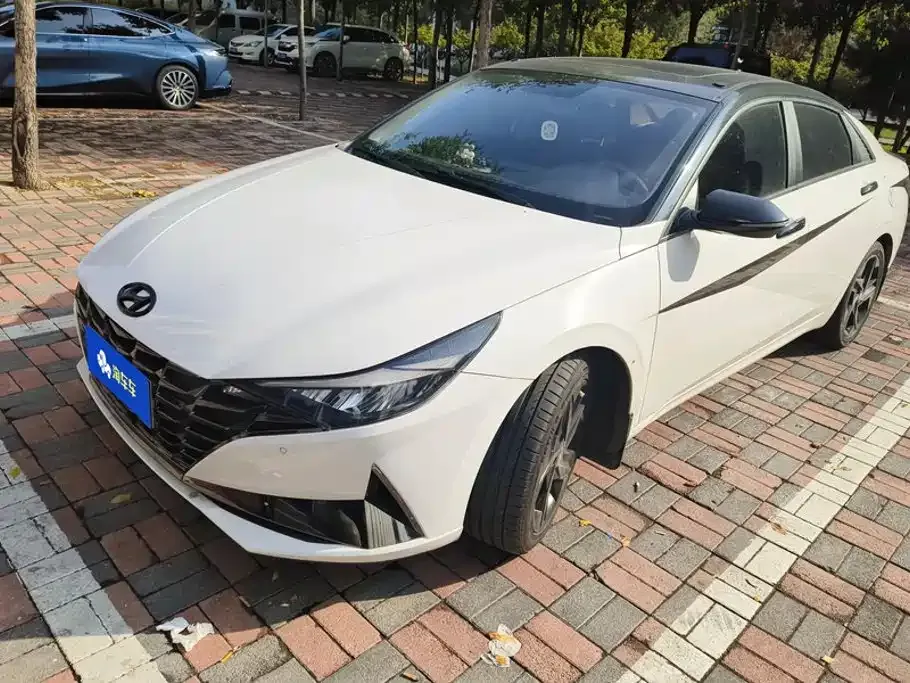2022 Hyundai Elantra 1.5L CVT GLX Elite