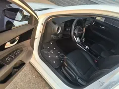2021 Kia Cerato 1.5L CVT Fashion, белый — фото 16