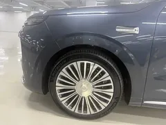 2026 Leapmotor D19 EREV 500 Premium 6-seat — фото 3