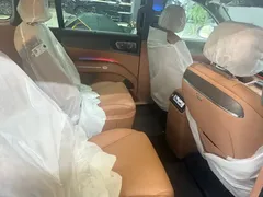 2026 Leapmotor D19 EREV 500 Premium 6-seat — фото 11