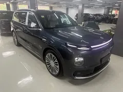 2026 Leapmotor D19 EREV 500 Premium 6-seat — фото 18