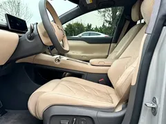 2024 Nio ET7 75kWh Executive Signature — фото 8
