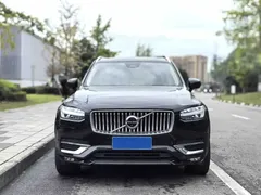 2023 Volvo XC90 7-seat, чёрный — фото 2