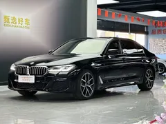 2023 BMW 5 Series 530Li Premium M Sport Package, чёрный — фото 1