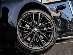 2021 BMW 3 Series 330Li xDrive M Sport Night Package, чёрный — фото 5