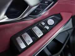 2021 BMW 3 Series 330Li xDrive M Sport Night Package, чёрный — фото 11