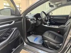 2023 Geely Emgrand 4th Gen Champion 1.5L CVT Premium — фото 7