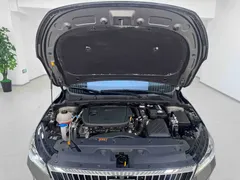 2023 Geely Emgrand 4th Gen Champion 1.5L CVT Premium — фото 19