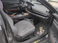 2022 Changan UNI-V 1.5T Premium — фото 8