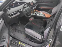2022 Changan UNI-V 1.5T Premium — фото 9