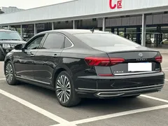 2021 Volkswagen Passat 330TSI Luxury, чёрный — фото 7