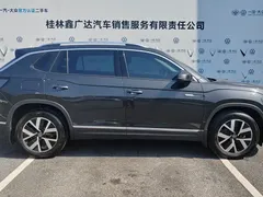 2023 Volkswagen Tayron 330TSI 2WD Luxury Plus Advanced, чёрный — фото 3