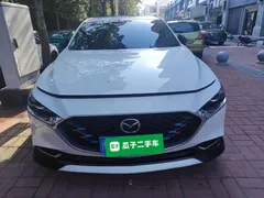 2021 Mazda 3 2.0L AT, белый — фото 3