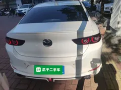 2021 Mazda 3 2.0L AT, белый — фото 6