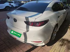 2021 Mazda 3 2.0L AT, белый — фото 7