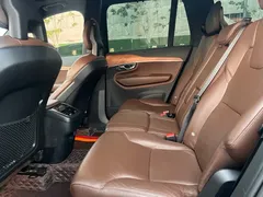 2021 Volvo XC90 7-seat, чёрный — фото 3