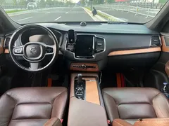 2021 Volvo XC90 7-seat, чёрный — фото 4