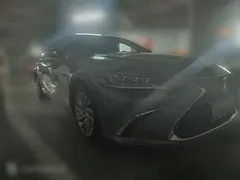 2020 Lexus ES 300h Executive — фото 3