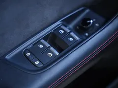 2021 Audi RS Q8 4.0T, чёрный — фото 14