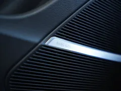 2021 Audi RS Q8 4.0T, чёрный — фото 17