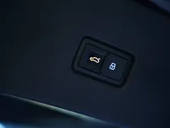 2021 Audi RS Q8 4.0T, чёрный — фото 25