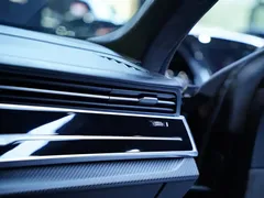 2021 Audi RS Q8 4.0T, чёрный — фото 38