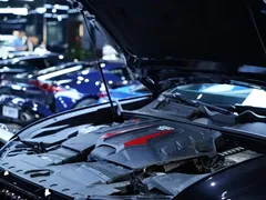 2021 Audi RS Q8 4.0T, чёрный — фото 39