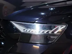 2021 Audi RS Q8 4.0T, чёрный — фото 48