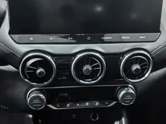 2023 Nissan Sylphy 1.6L CVT Enjoy, белый — фото 10